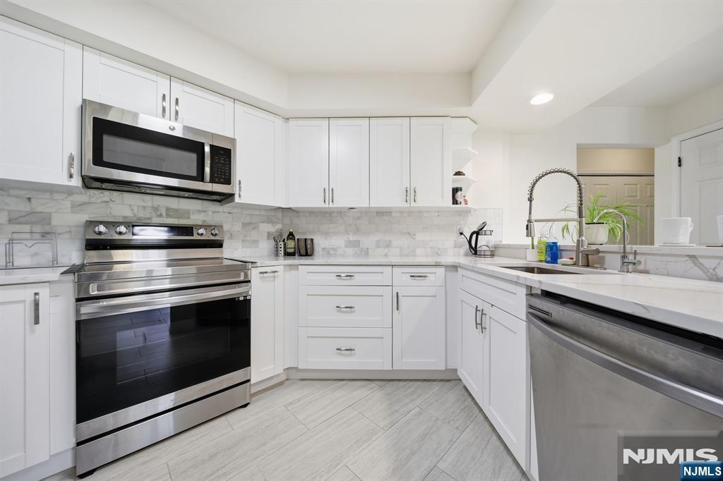 271 Village Circle Drive