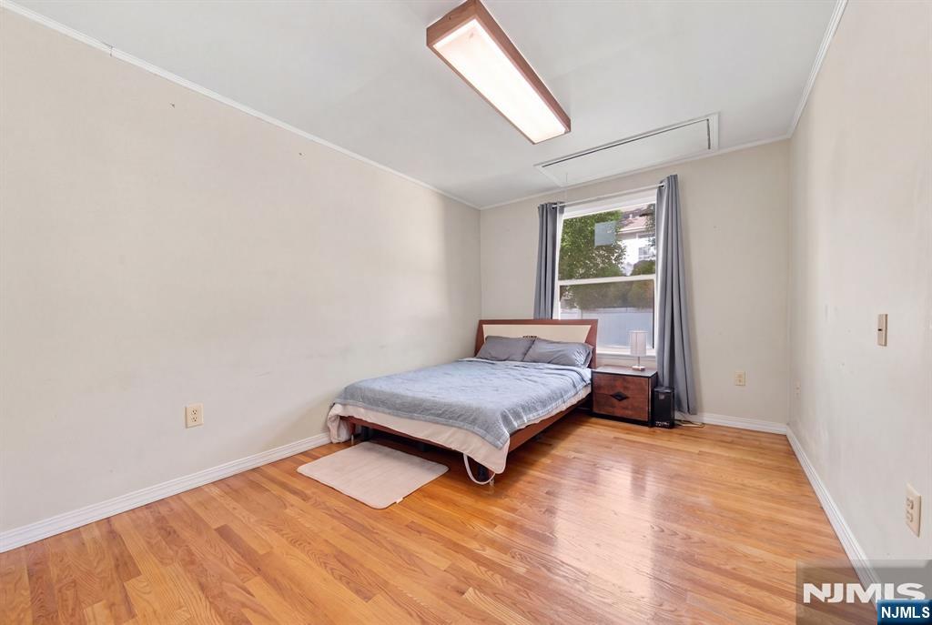 225 Walnut Street