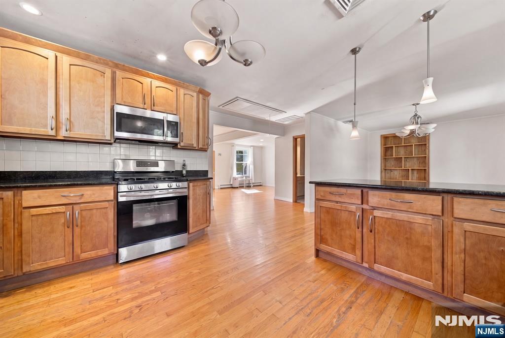 225 Walnut Street