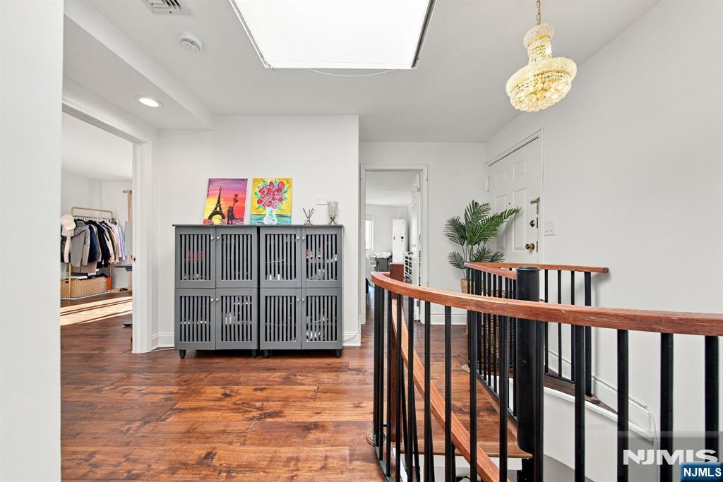 610 Anderson Avenue 3D