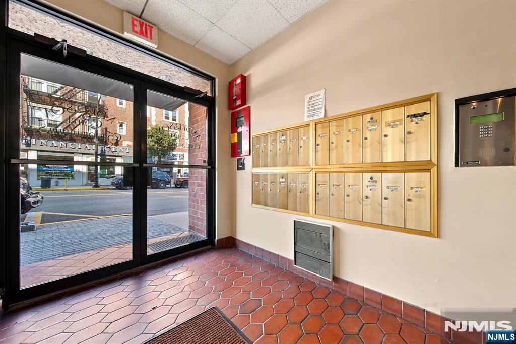 610 Anderson Avenue 3D