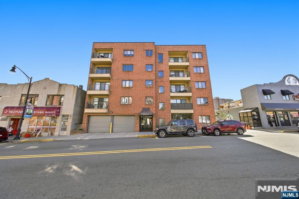 610 Anderson Avenue 3D