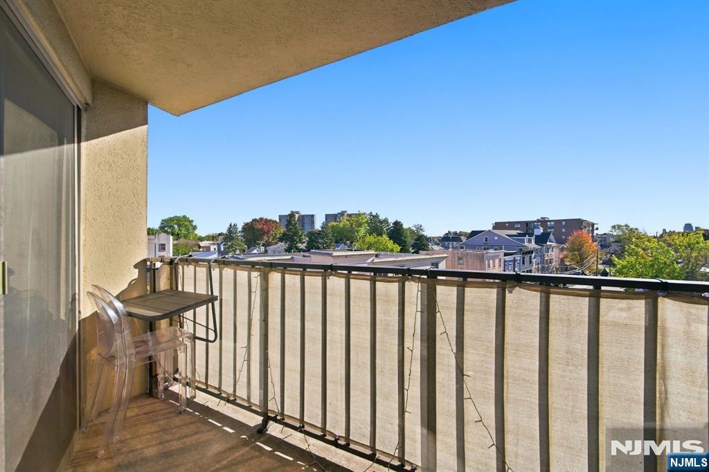 610 Anderson Avenue 3D