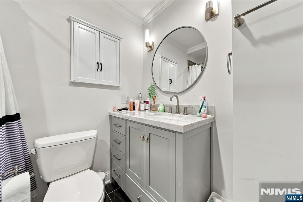 610 Anderson Avenue 3D