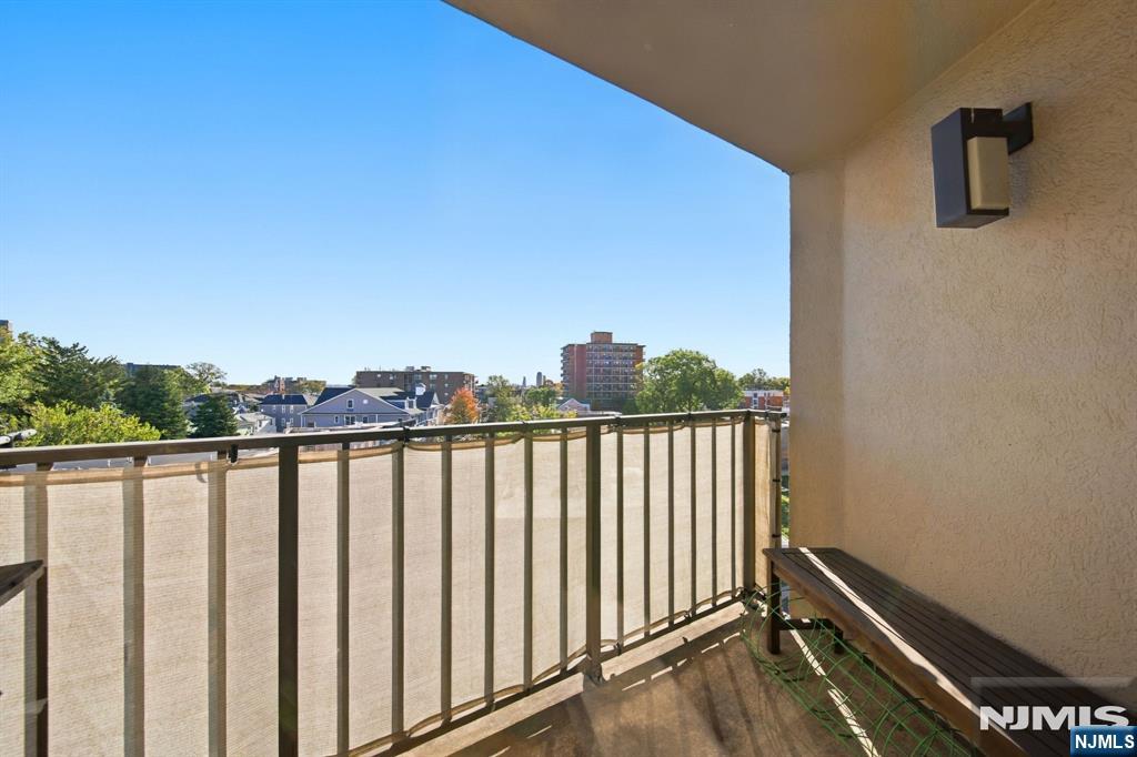 610 Anderson Avenue 3D