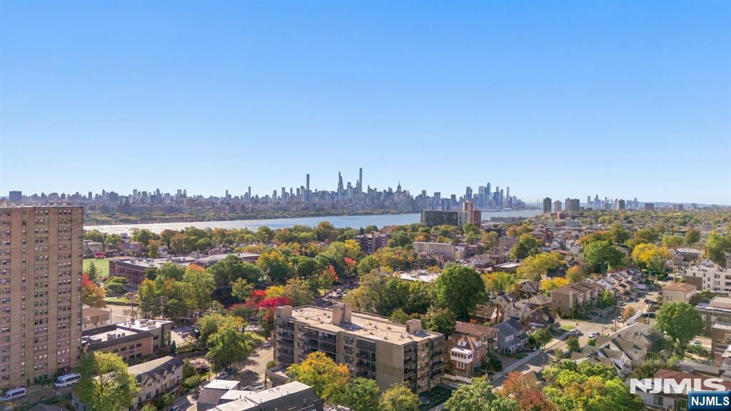 610 Anderson Avenue 3D