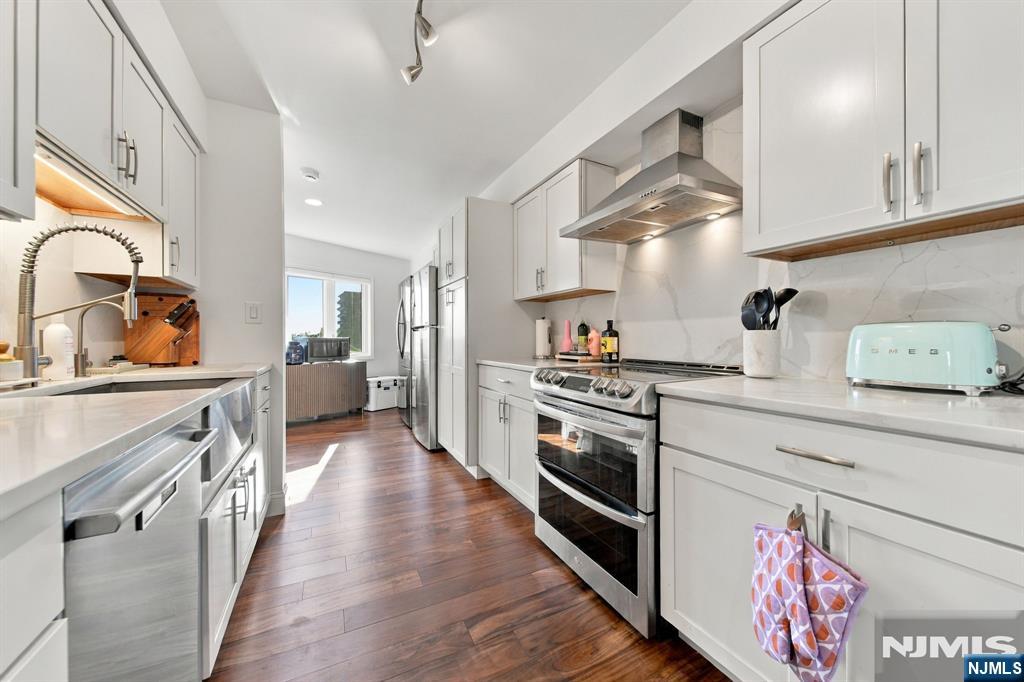 610 Anderson Avenue 3D