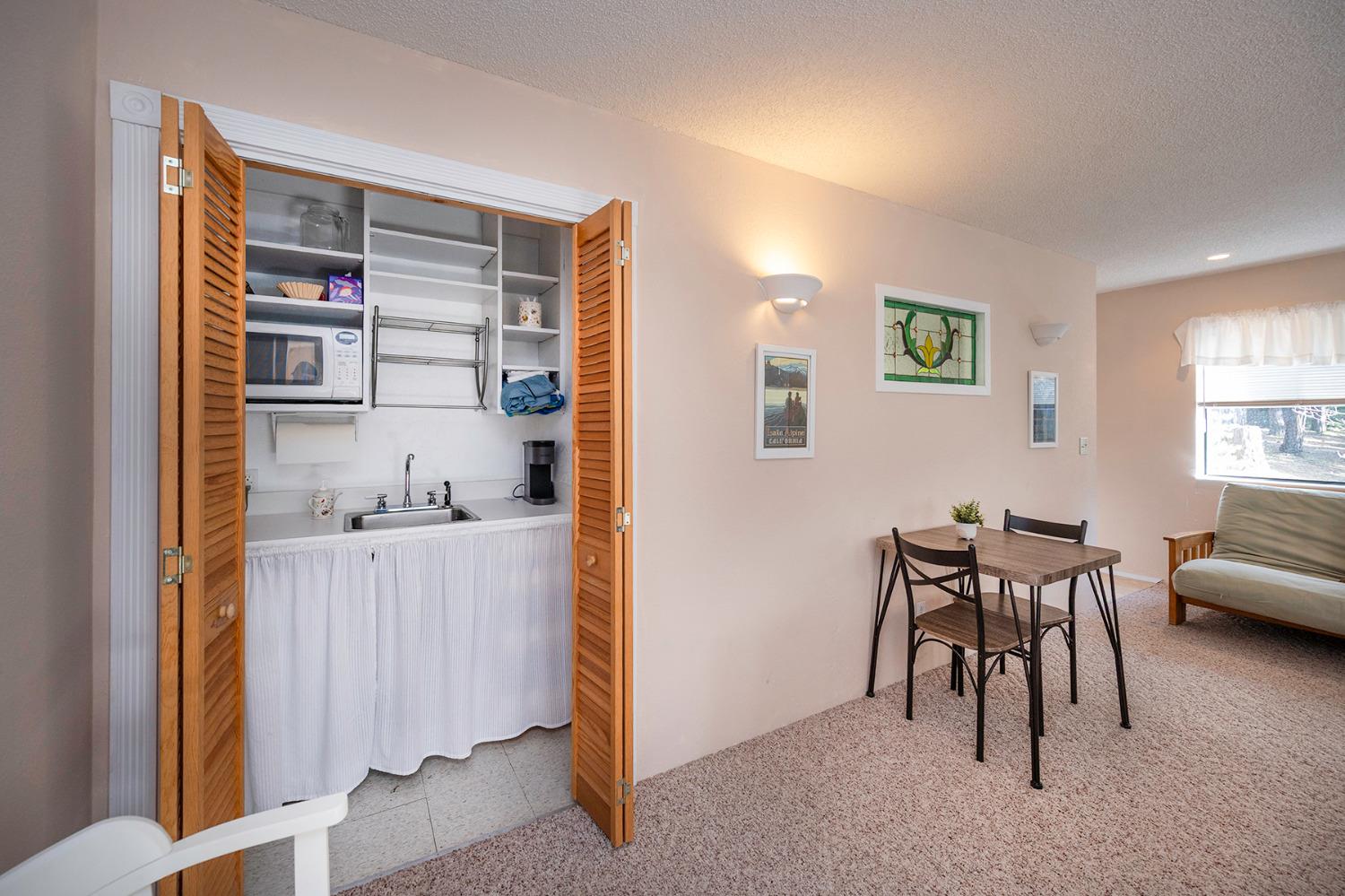 2088 Castlewood