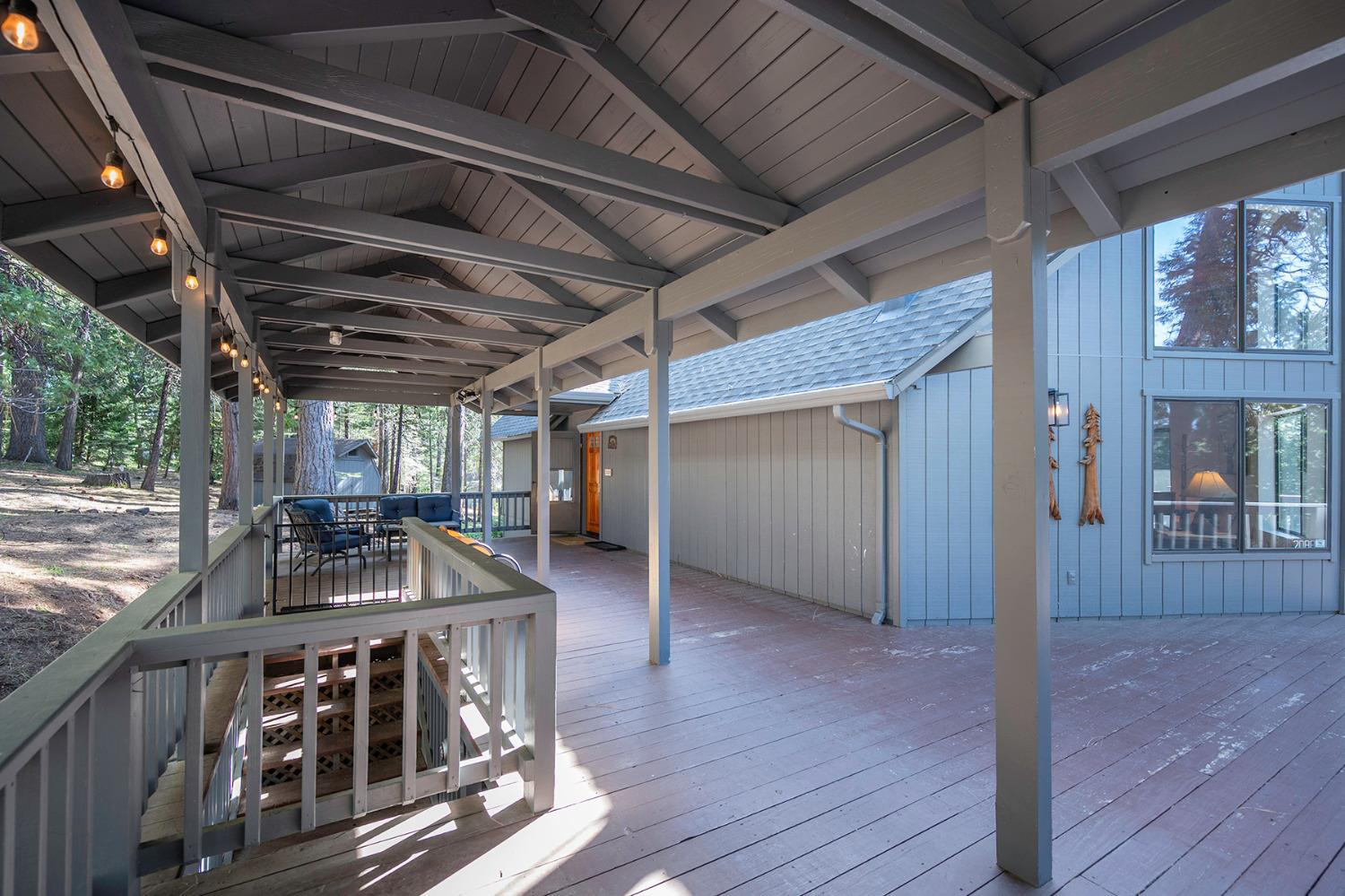 2088 Castlewood