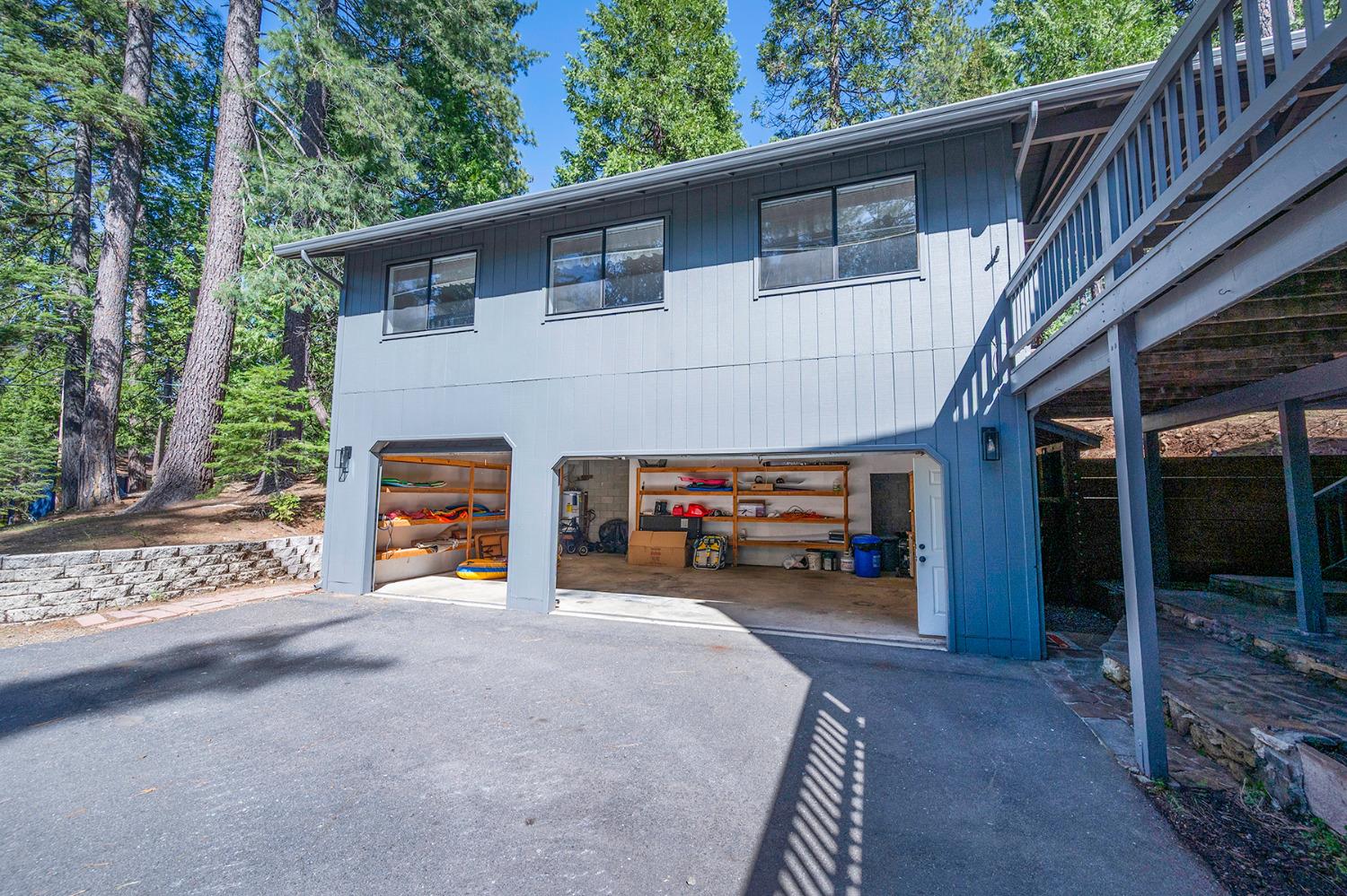 2088 Castlewood