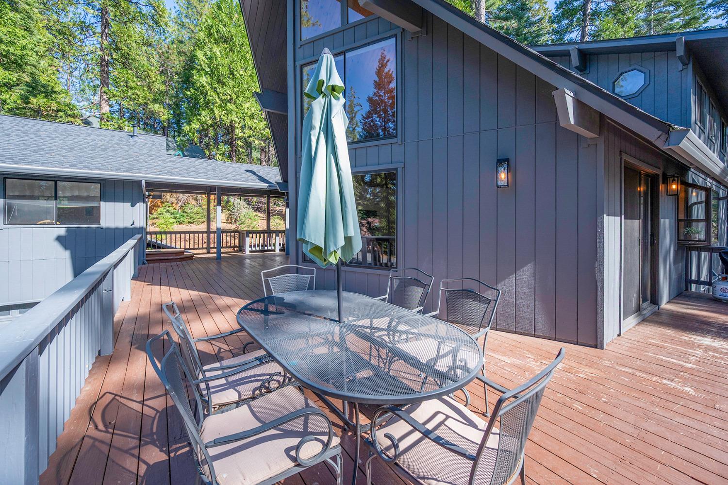 2088 Castlewood