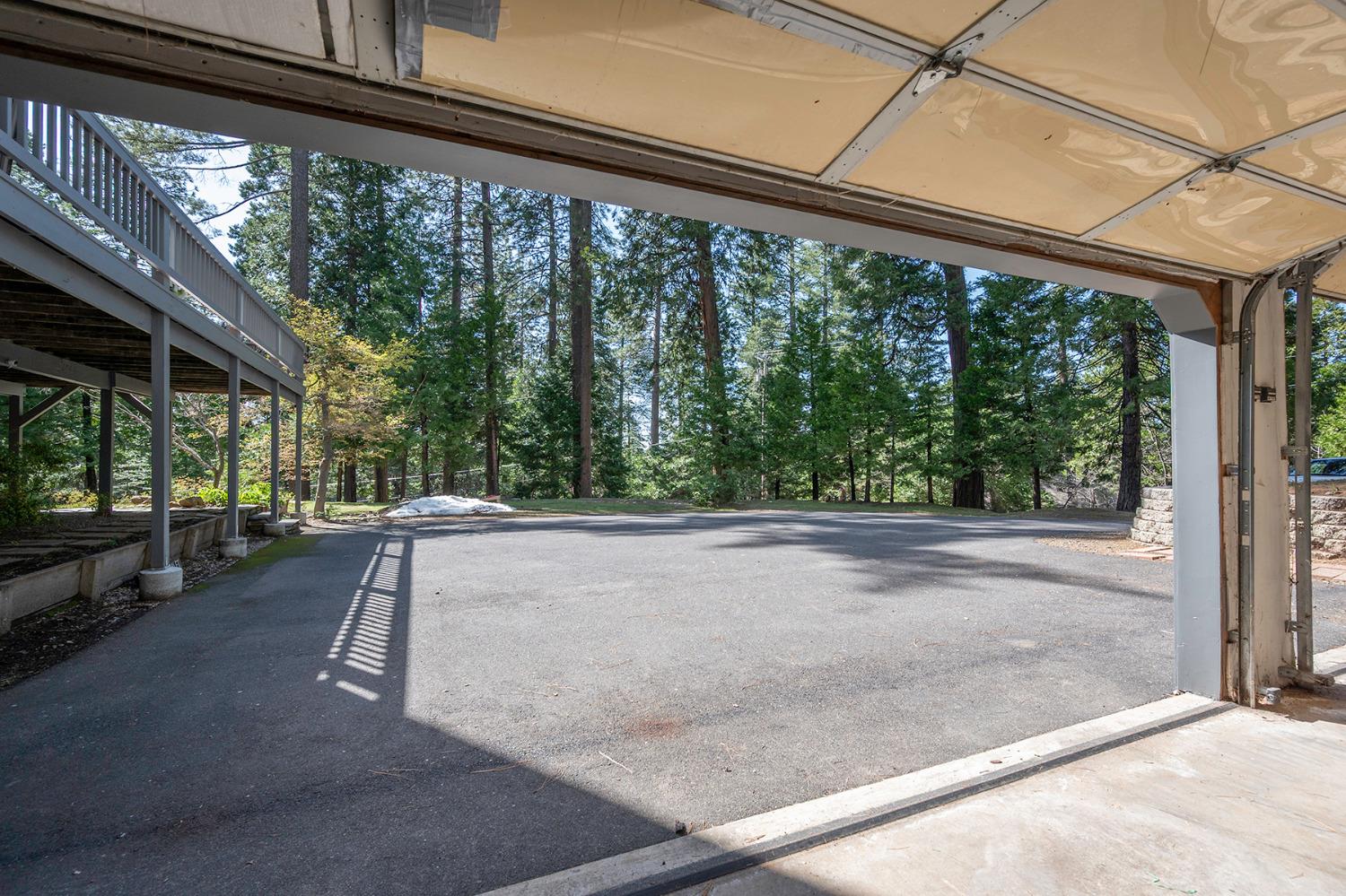 2088 Castlewood