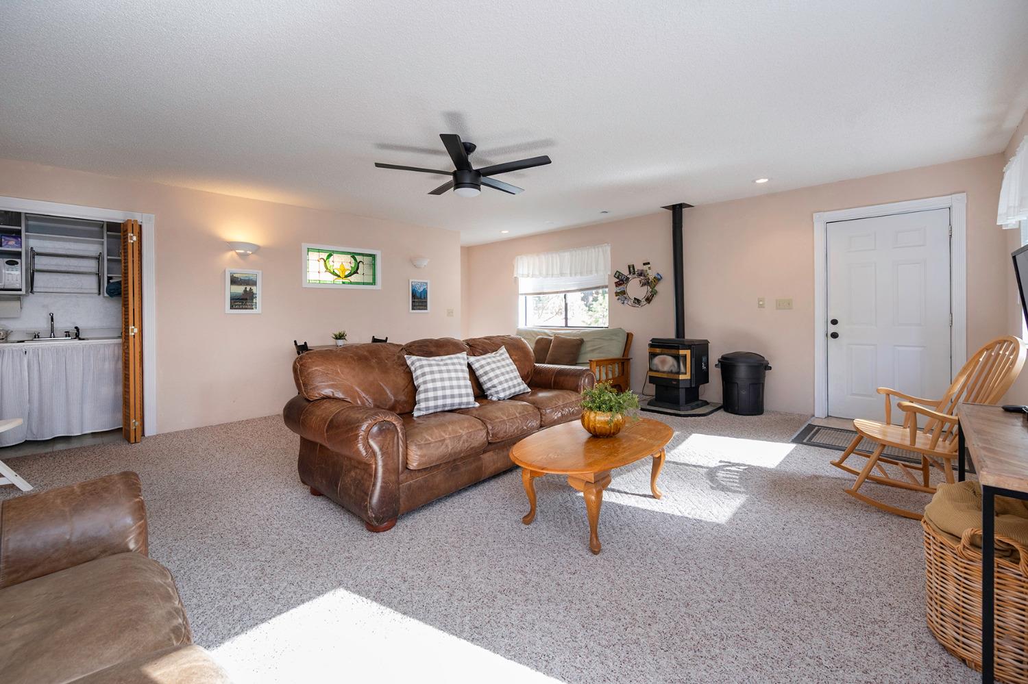 2088 Castlewood
