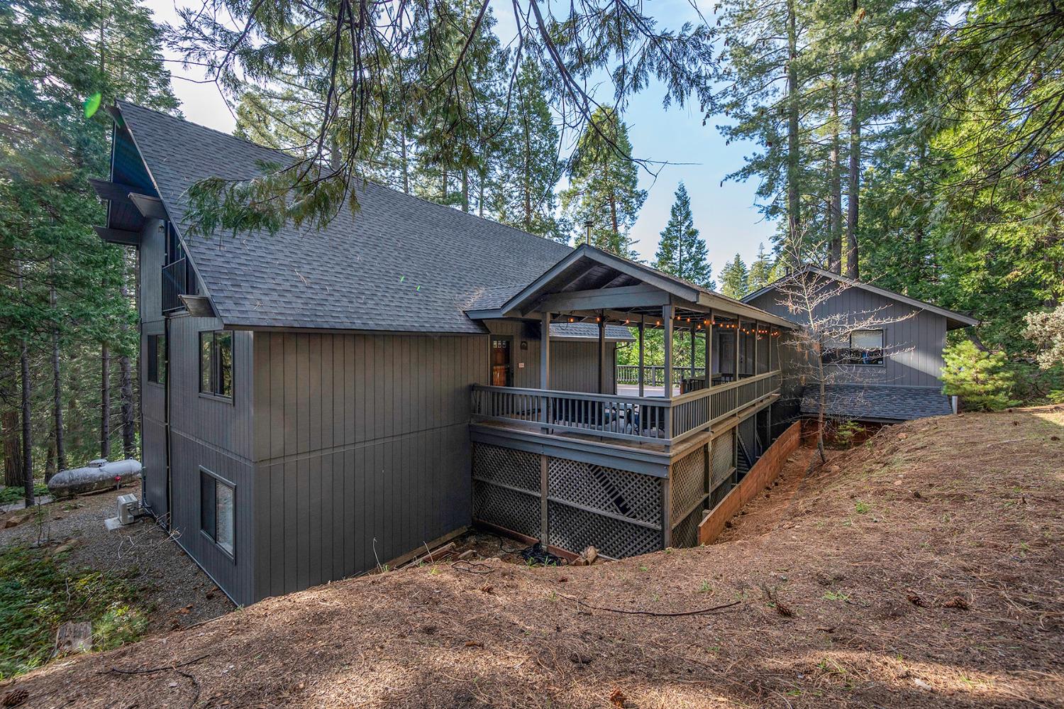 2088 Castlewood