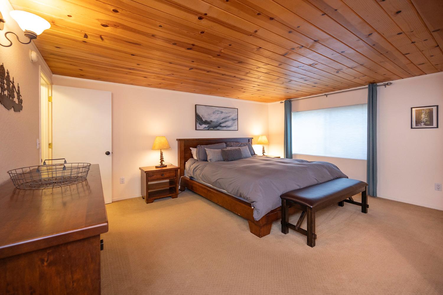 2088 Castlewood
