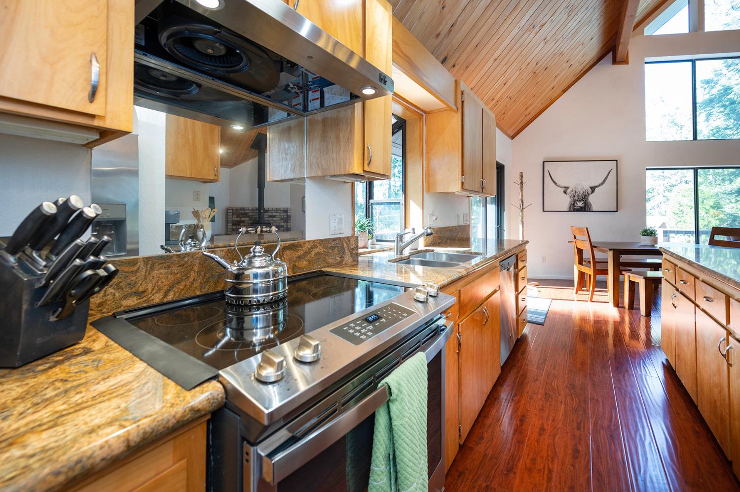 2088 Castlewood