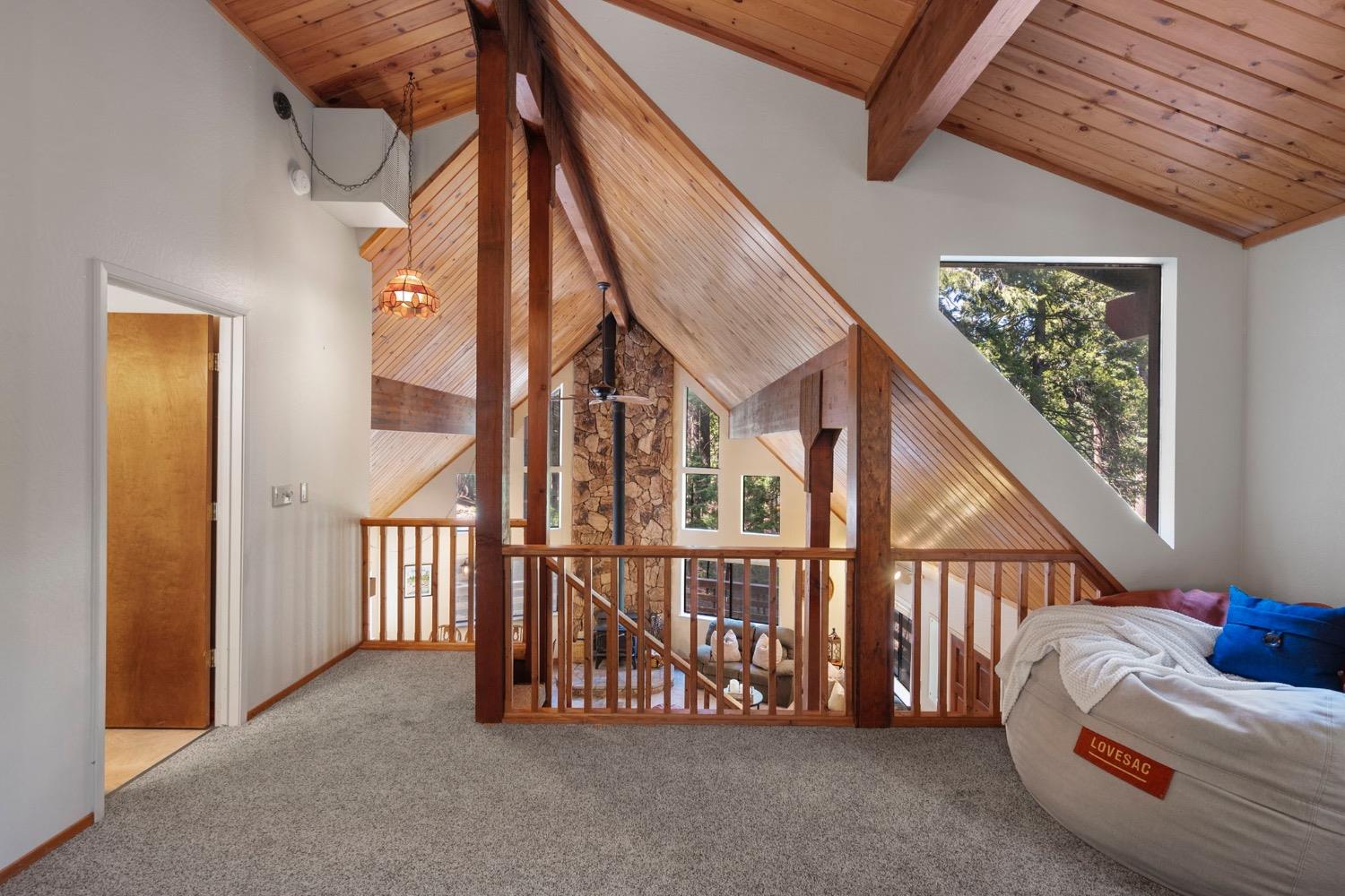 1300 Shoshone Drive