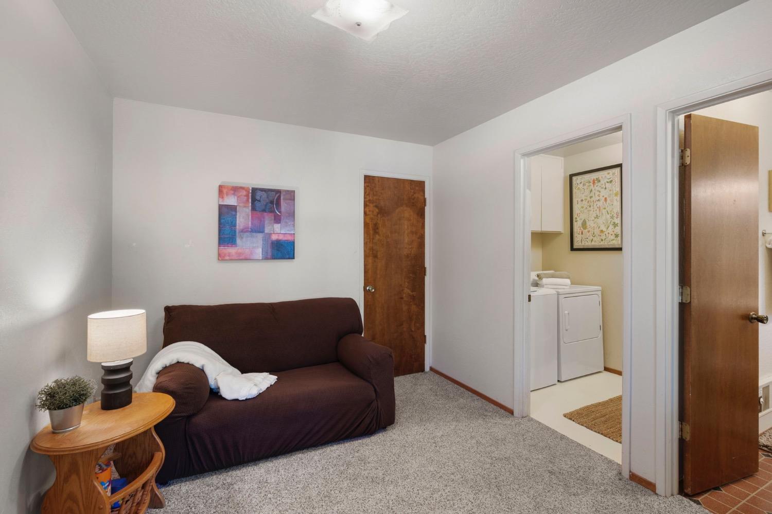 1300 Shoshone Drive