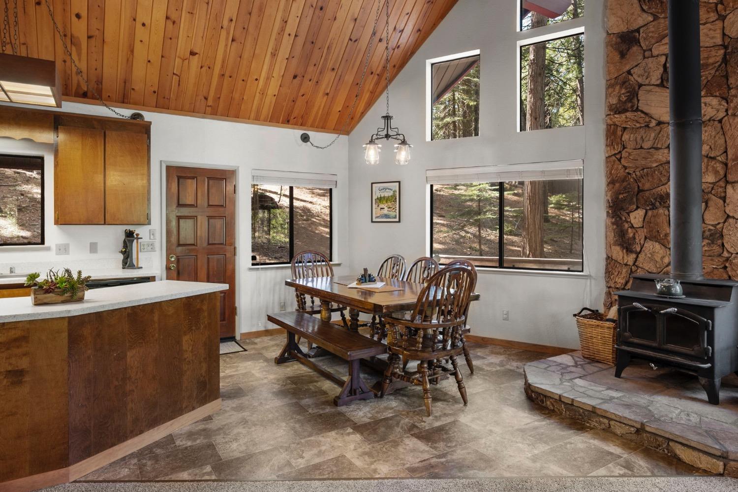 1300 Shoshone Drive