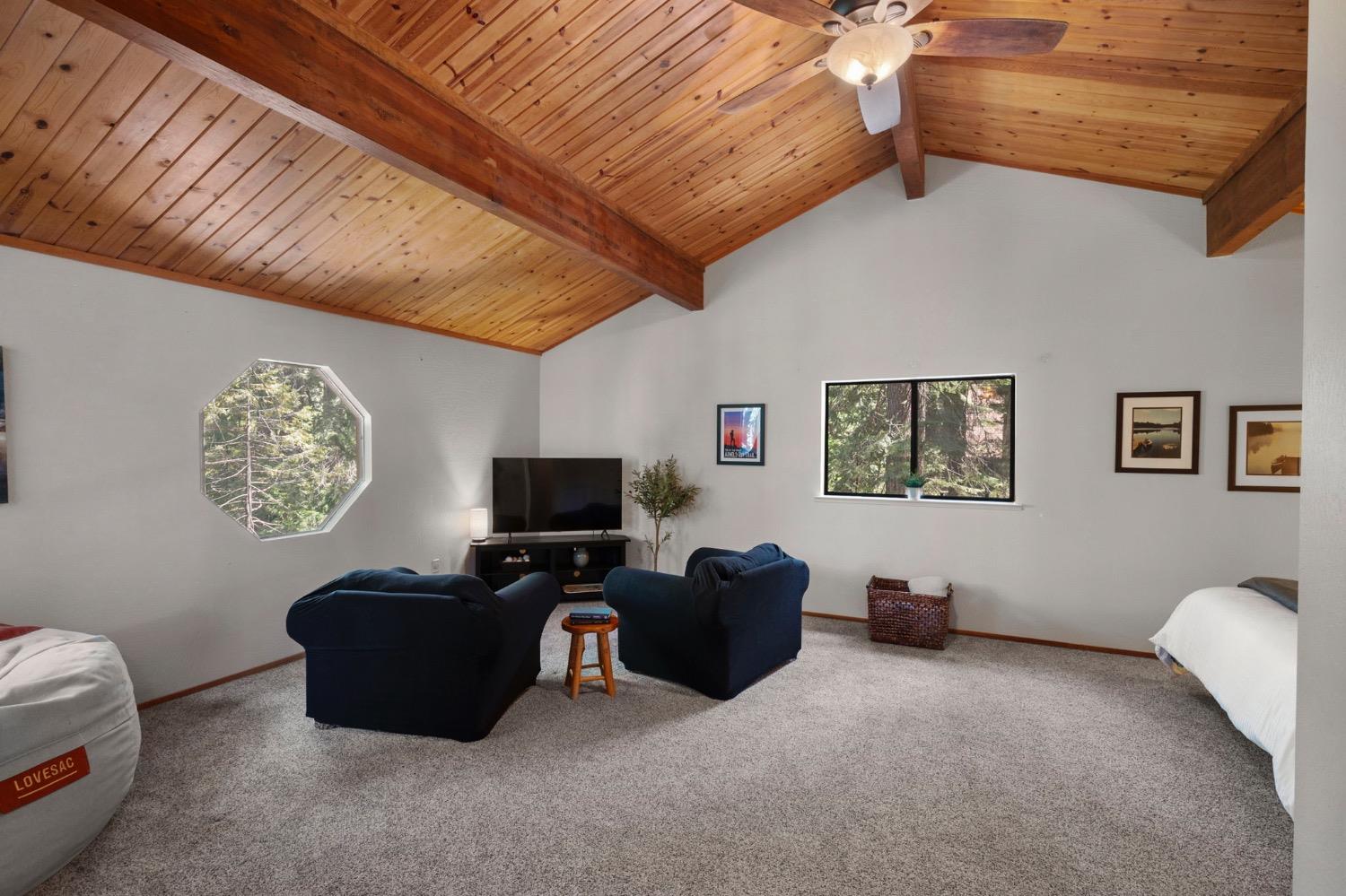1300 Shoshone Drive