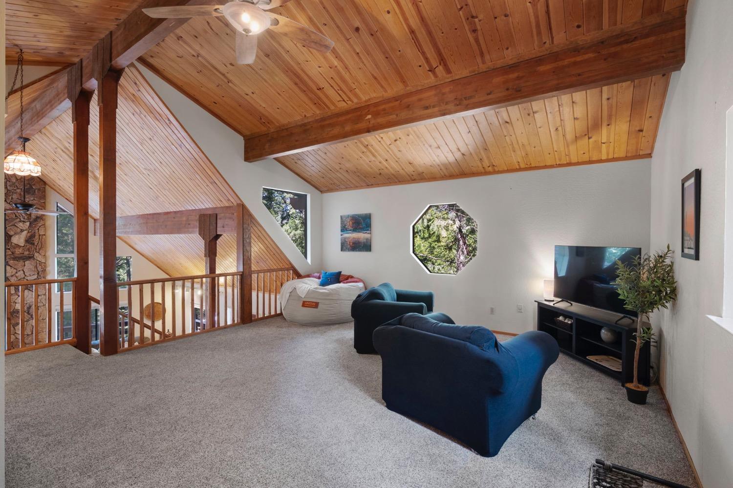 1300 Shoshone Drive