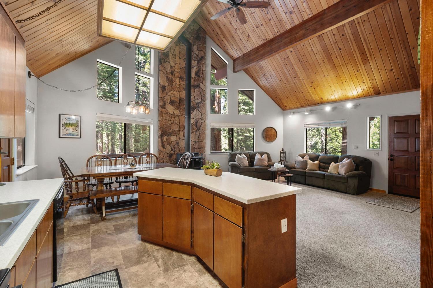 1300 Shoshone Drive