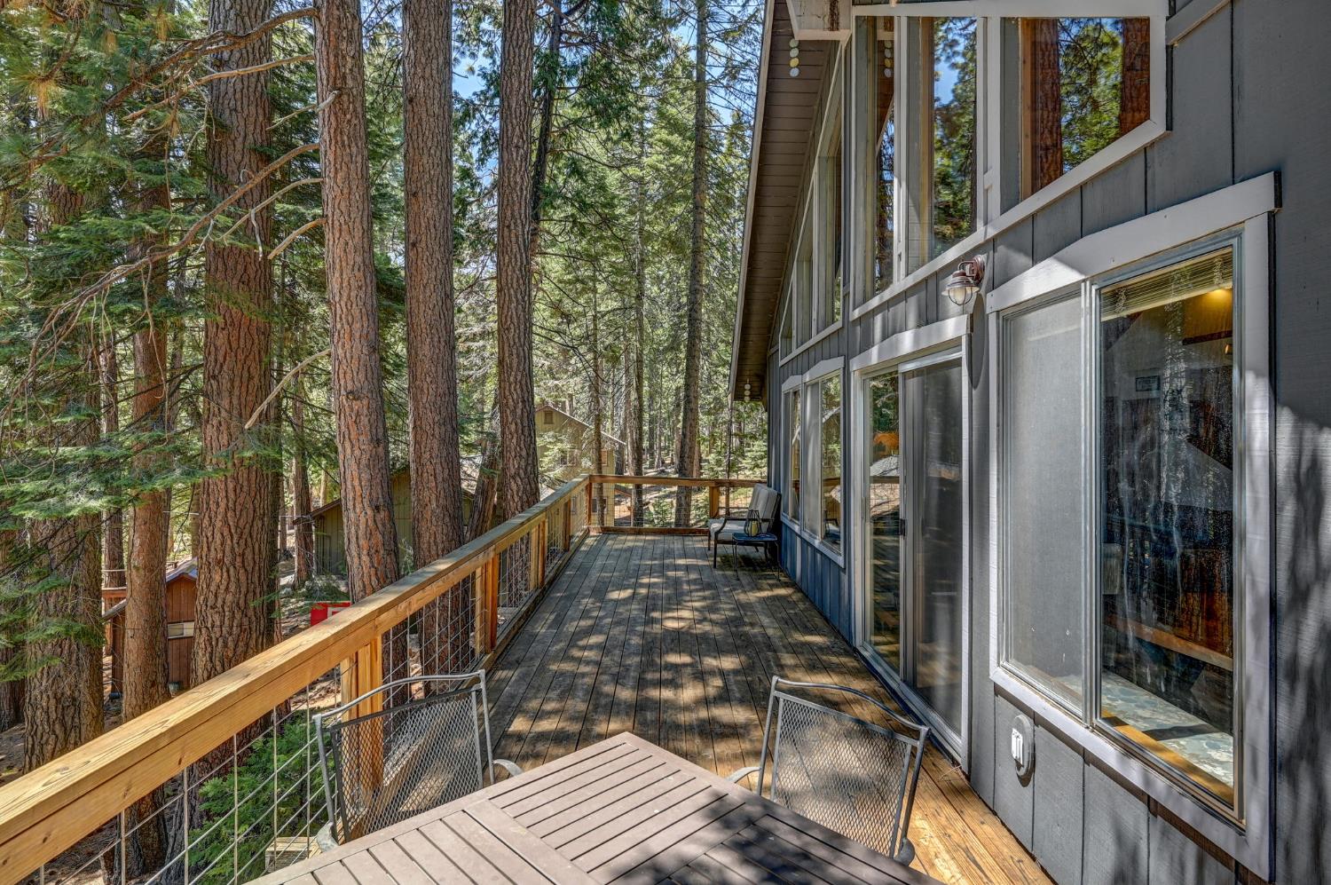 2200 Yana Lane