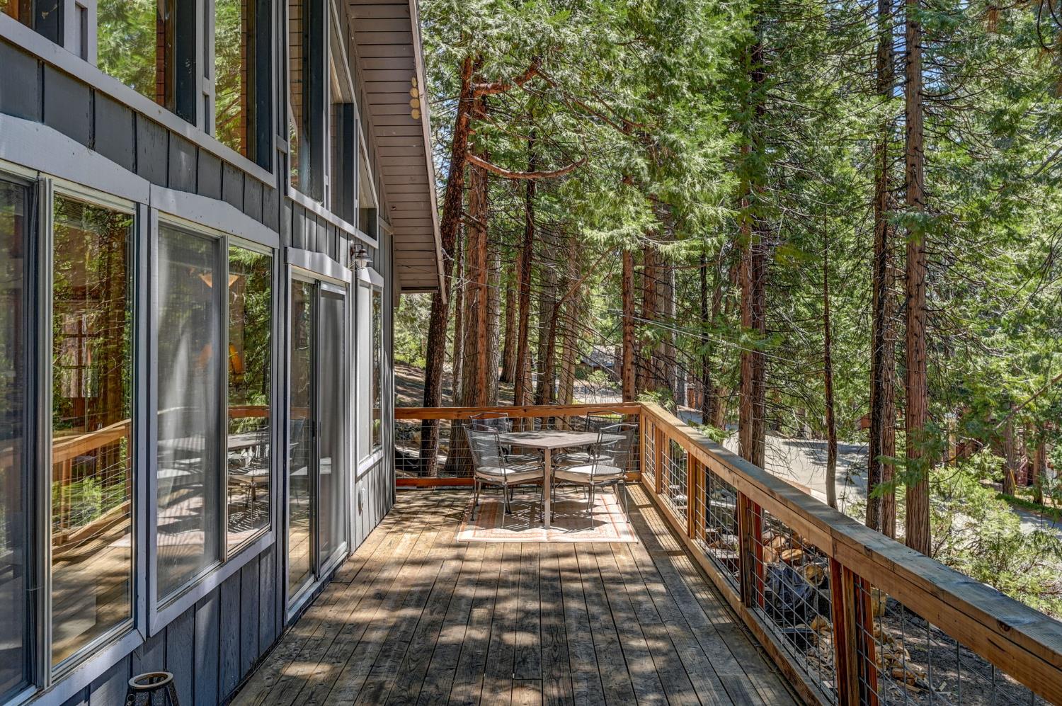 2200 Yana Lane
