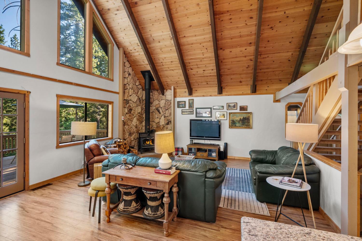 1995 South Sierra View