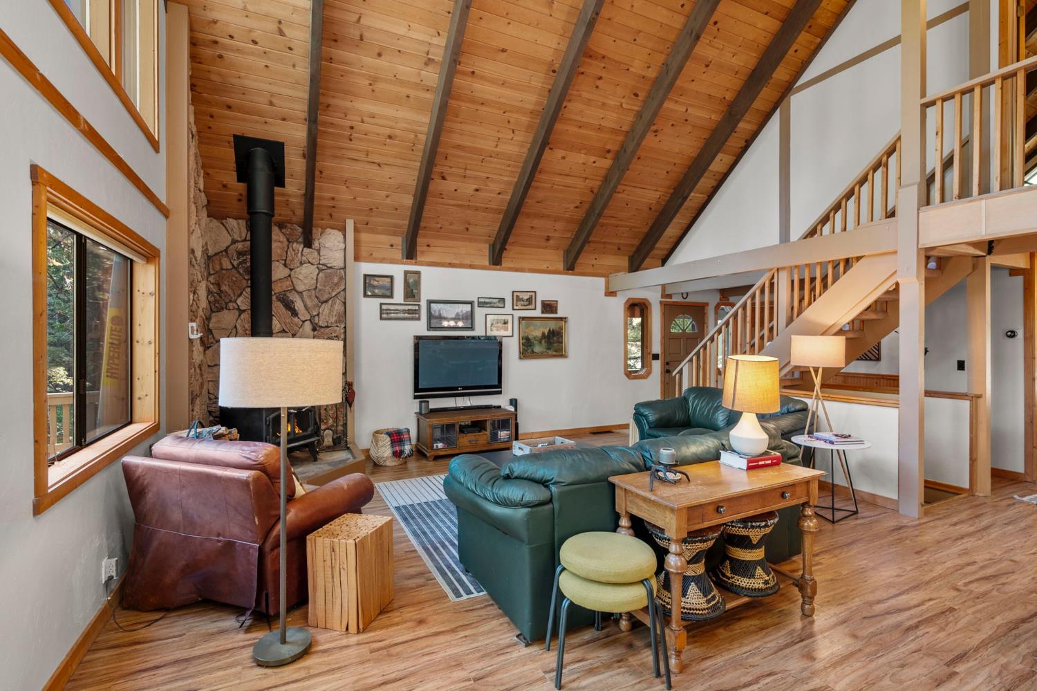 1995 South Sierra View