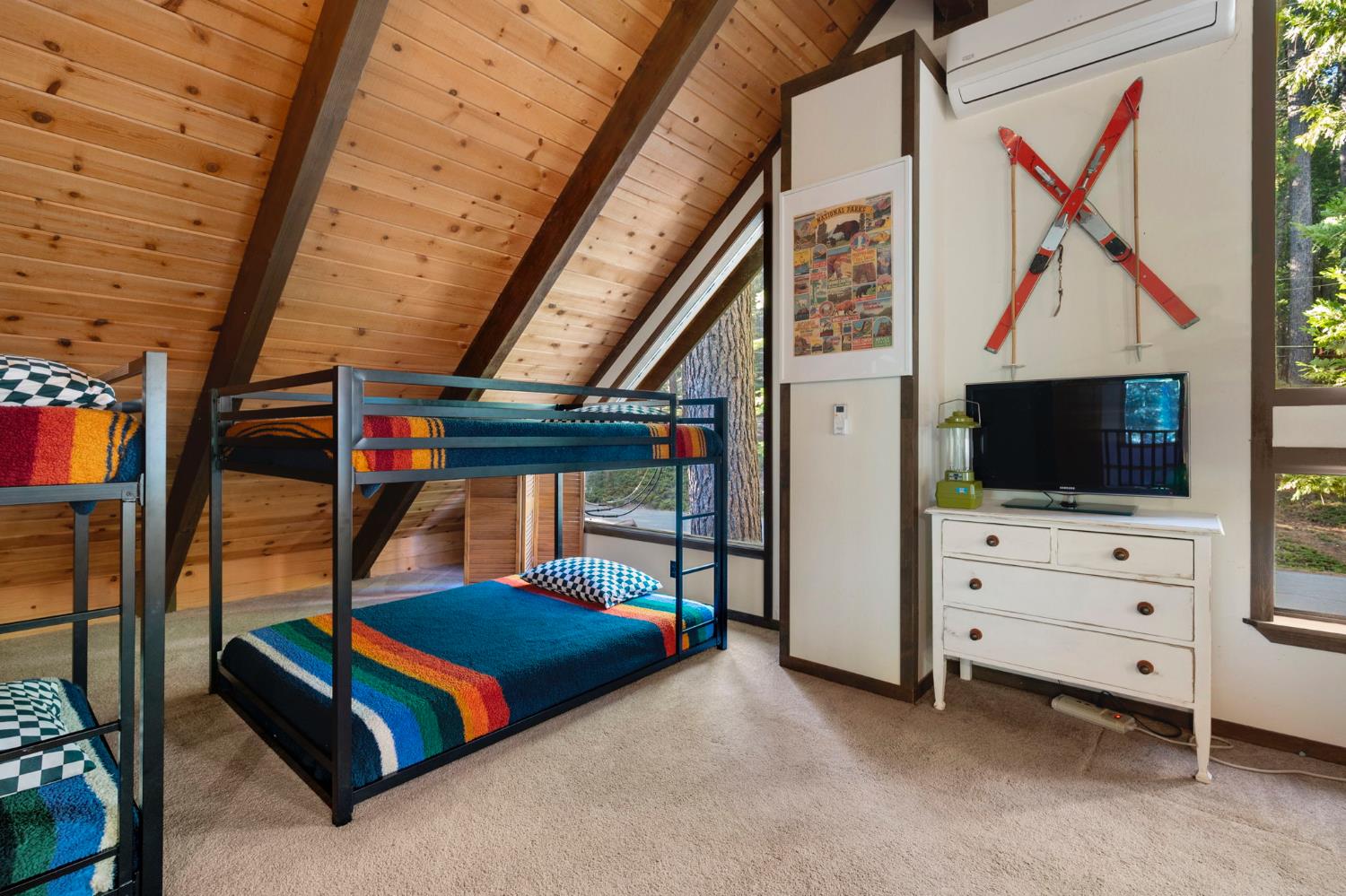 1995 South Sierra View