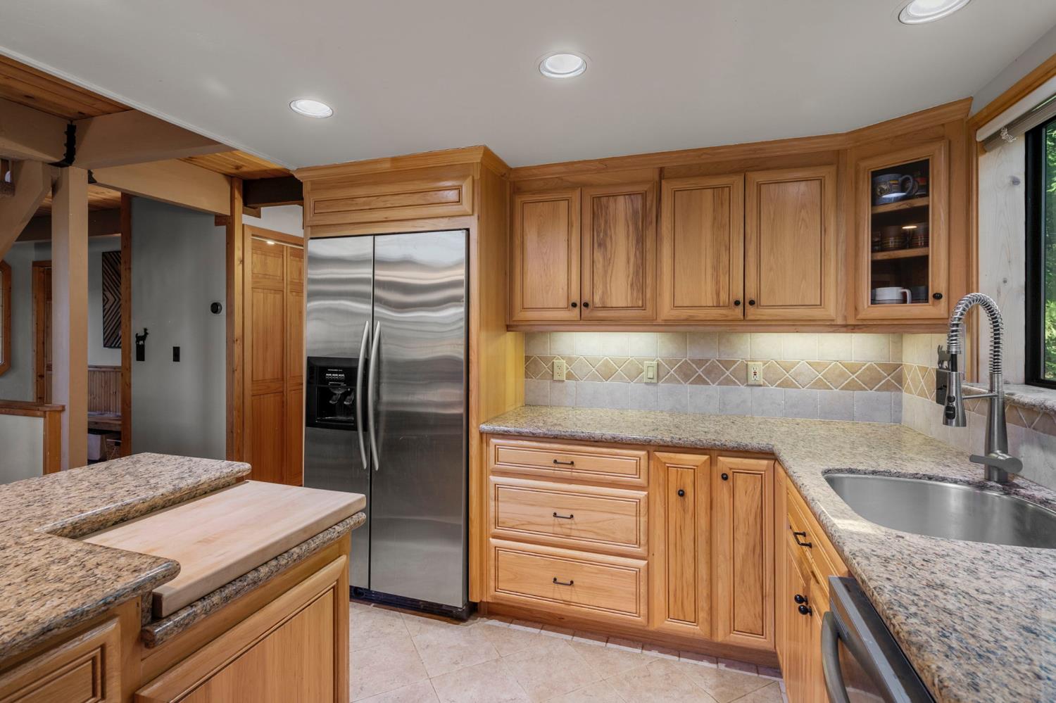 1995 South Sierra View