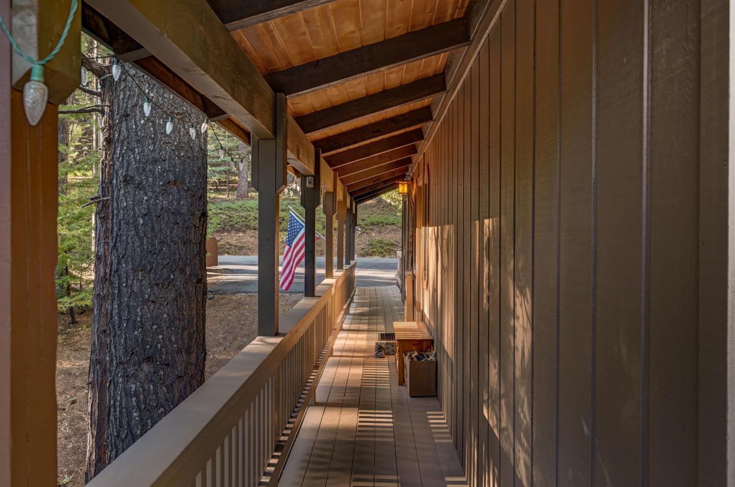 1995 South Sierra View