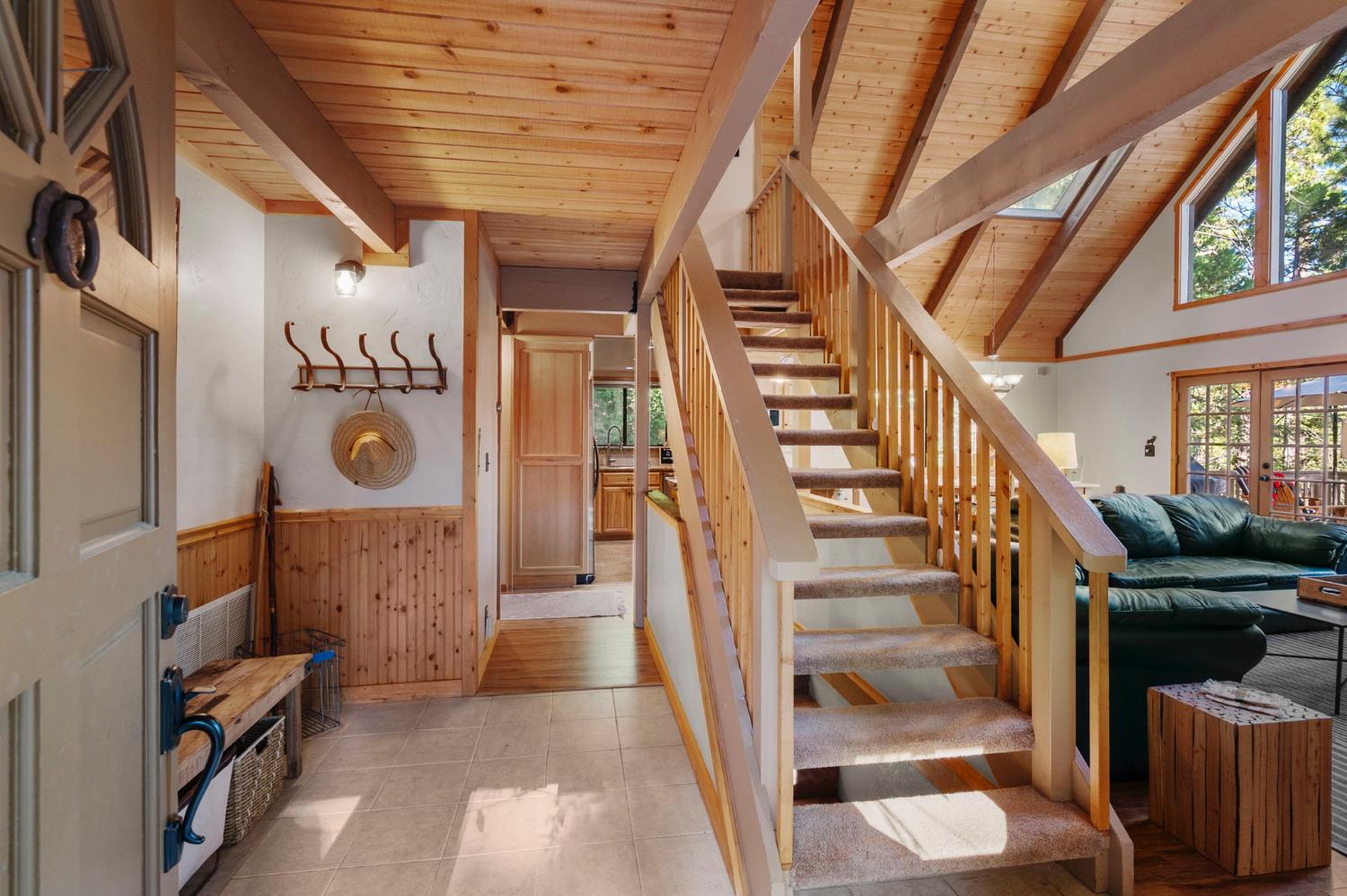 1995 South Sierra View