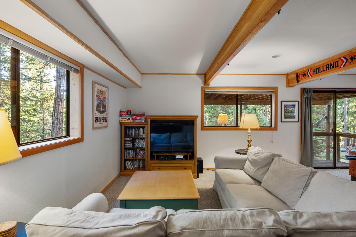 1995 South Sierra View