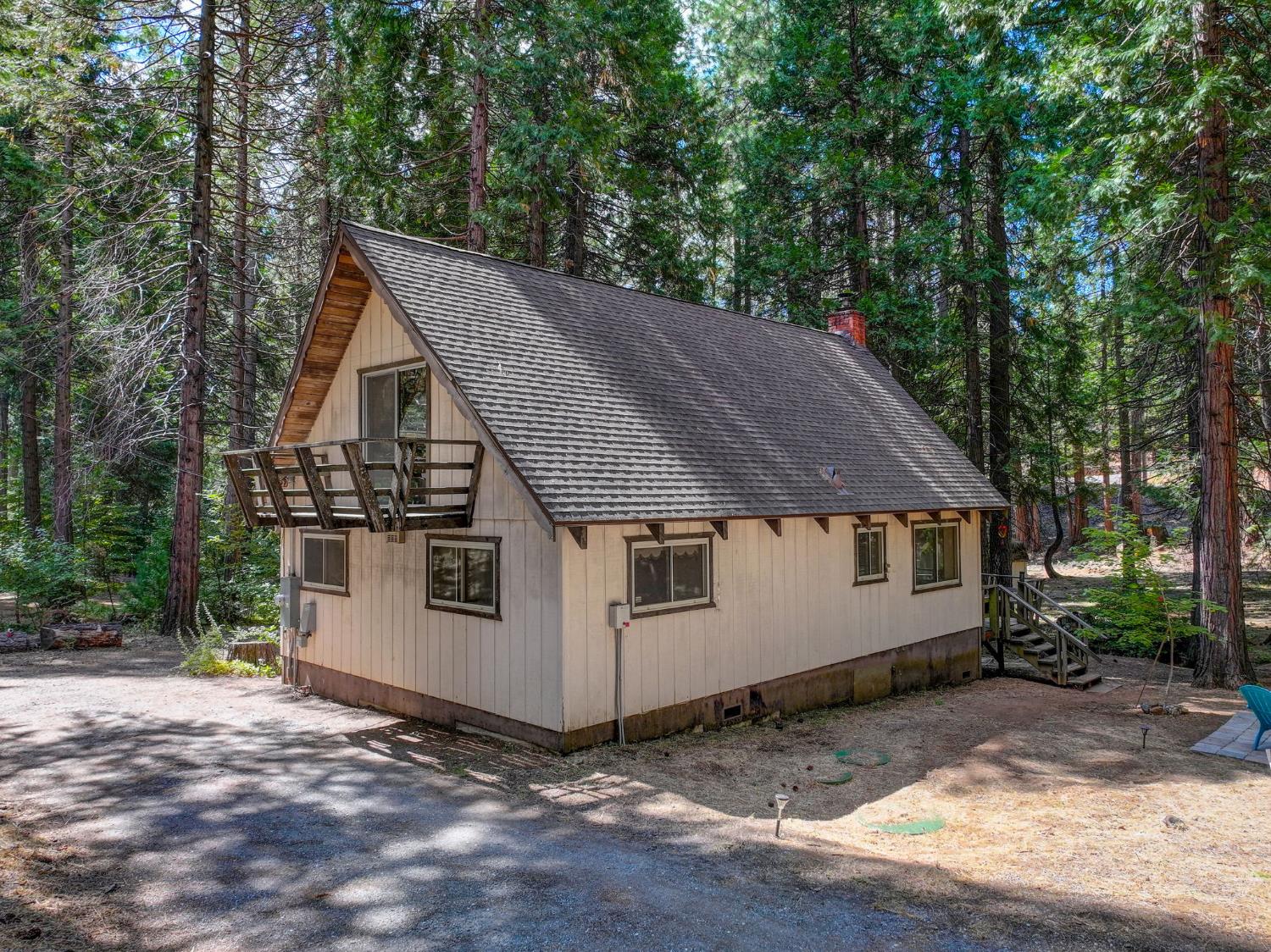 3737 Lakemont Drive