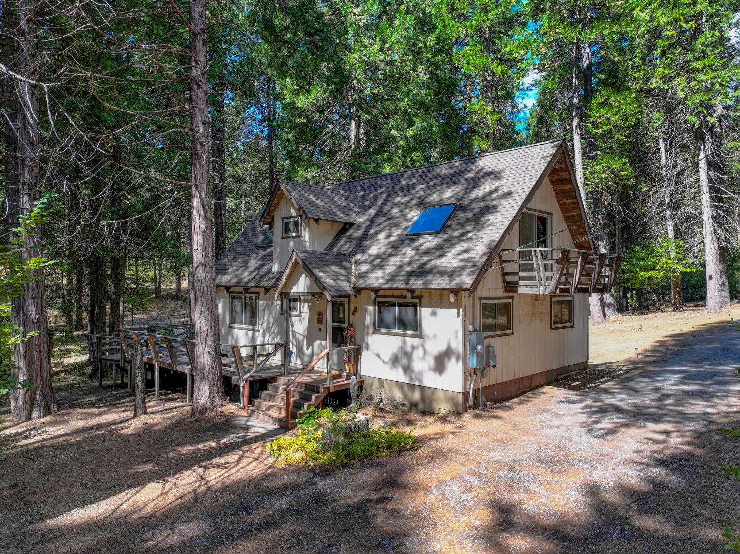 3737 Lakemont Drive