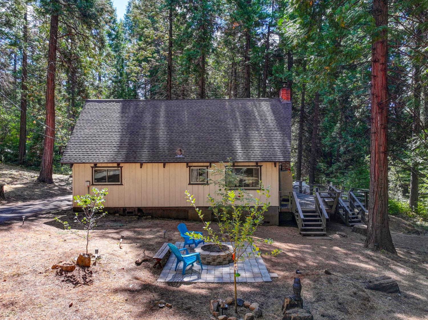 3737 Lakemont Drive