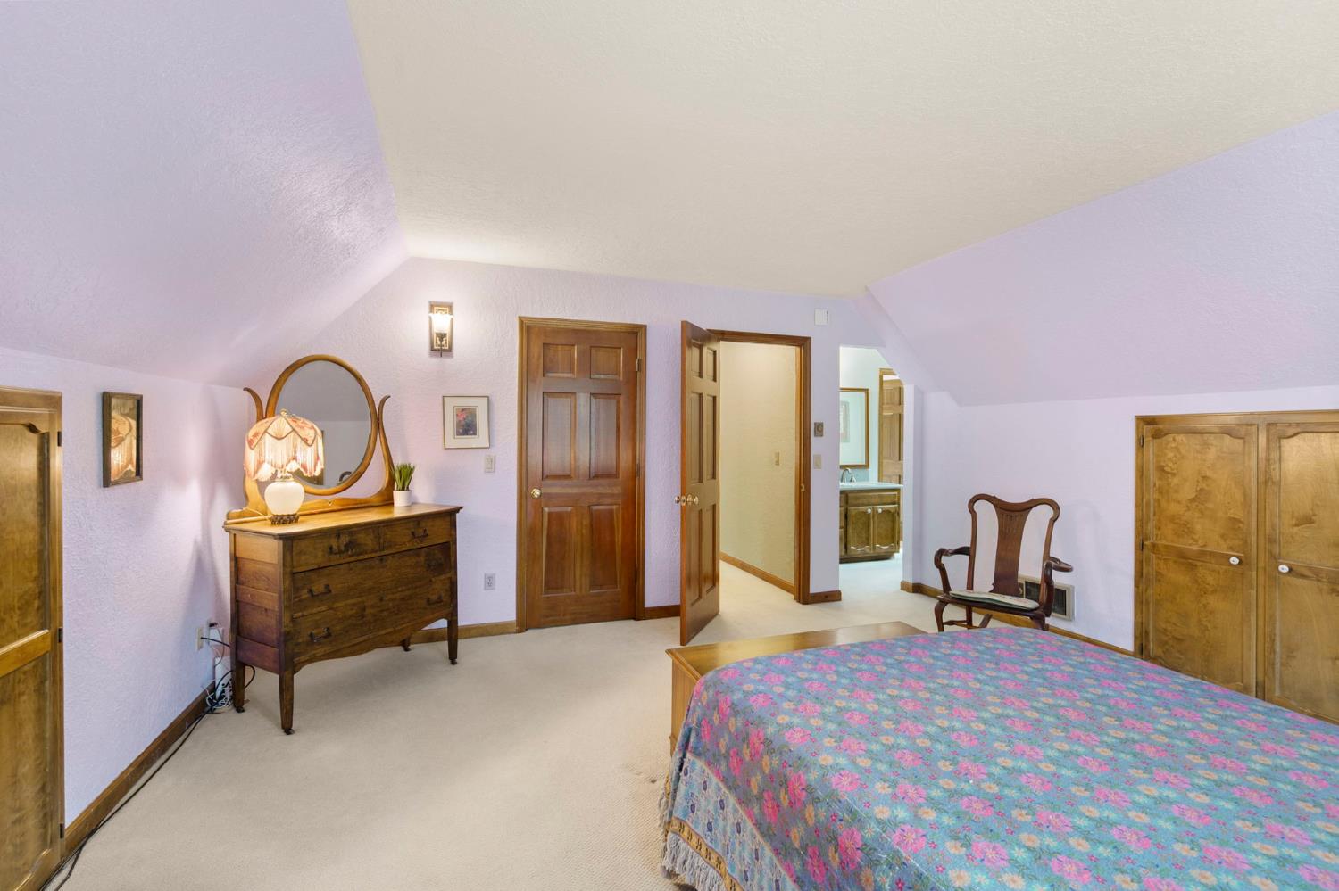 2254 Country Club Drive