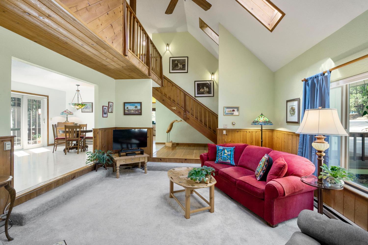 2254 Country Club Drive