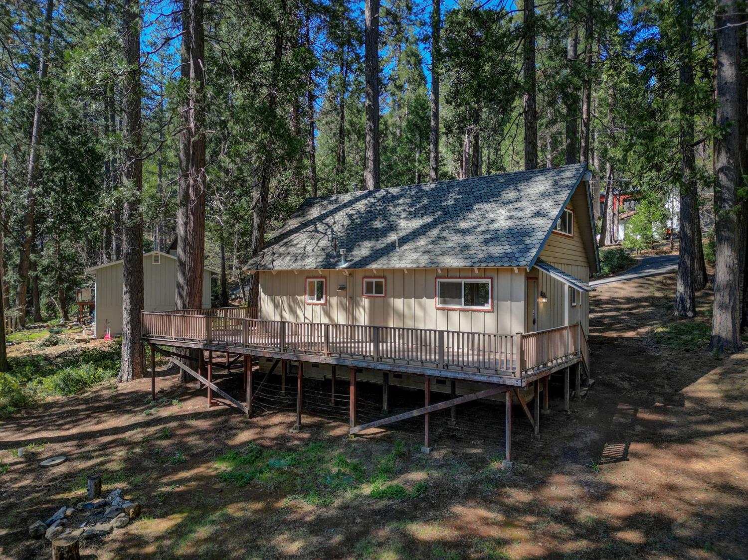 2609 Country Club Drive