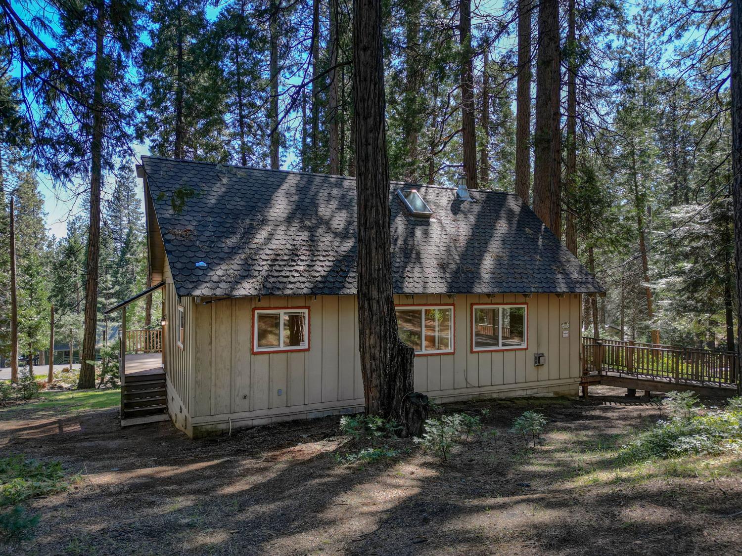 2609 Country Club Drive