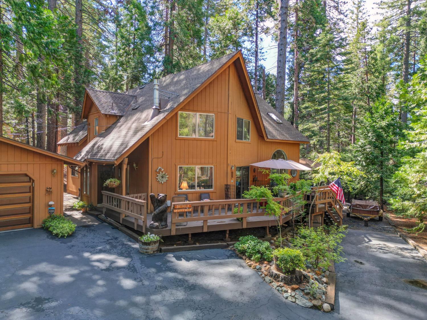 2216 Castlewood Lane