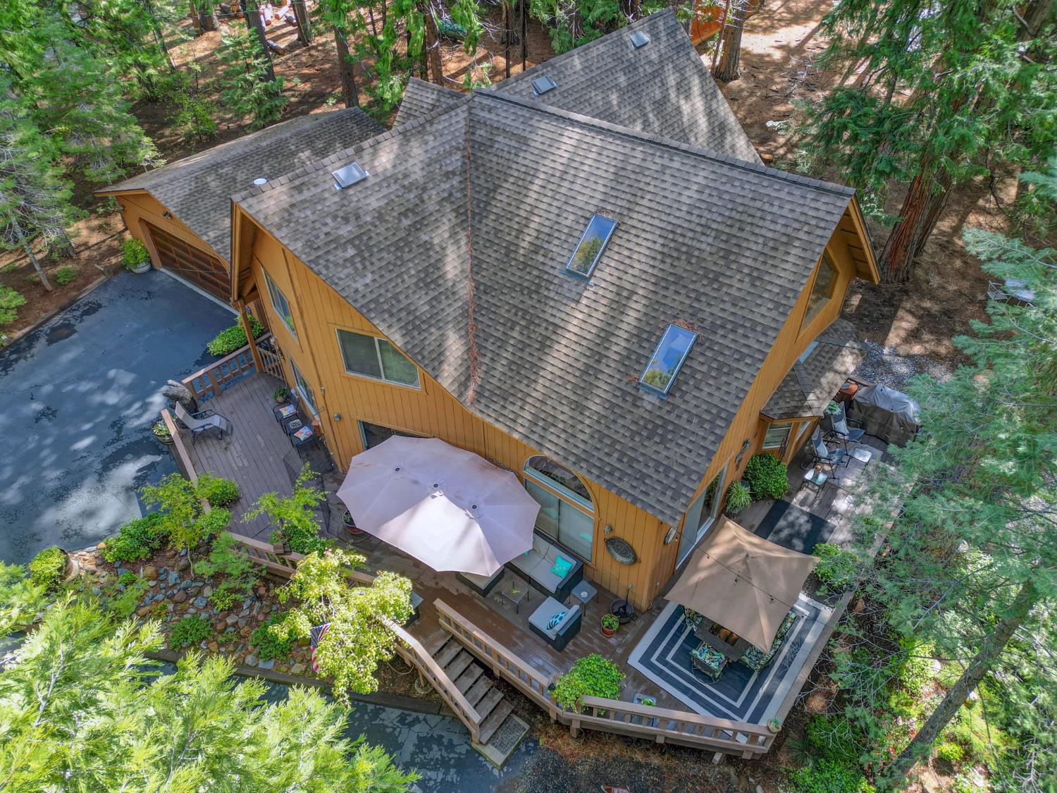2216 Castlewood Lane