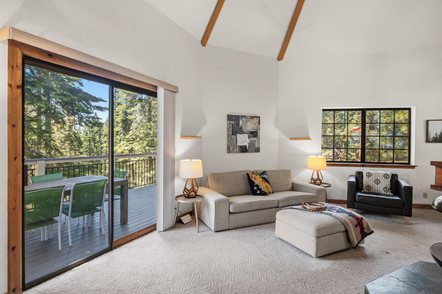 1434 Skyline Drive