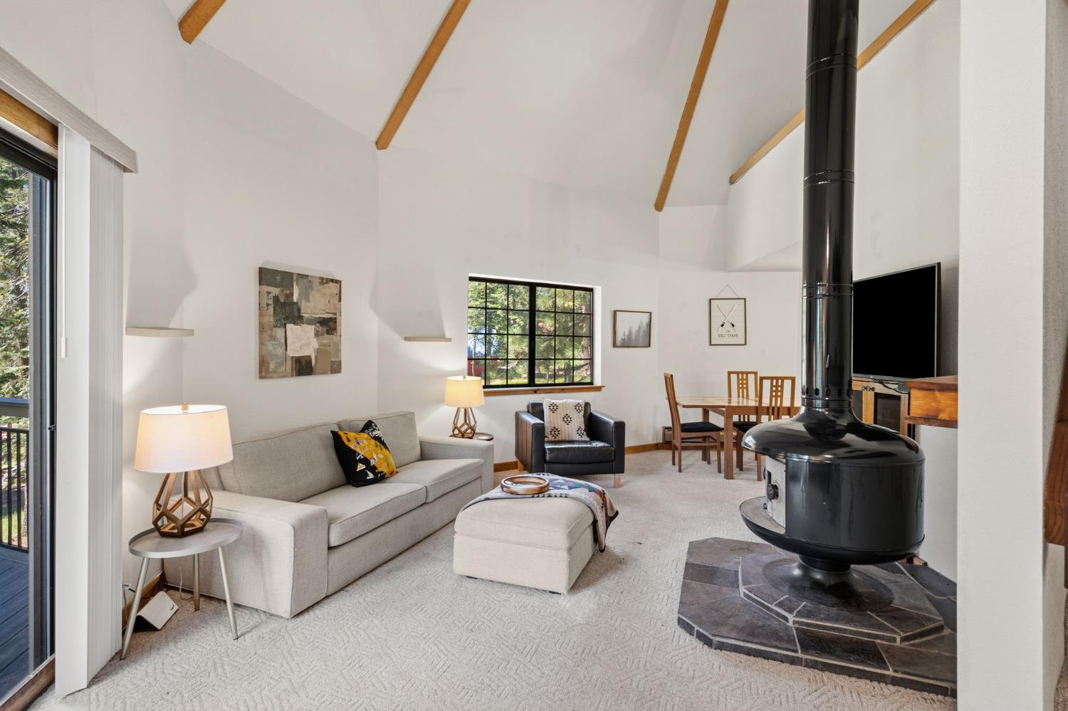1434 Skyline Drive