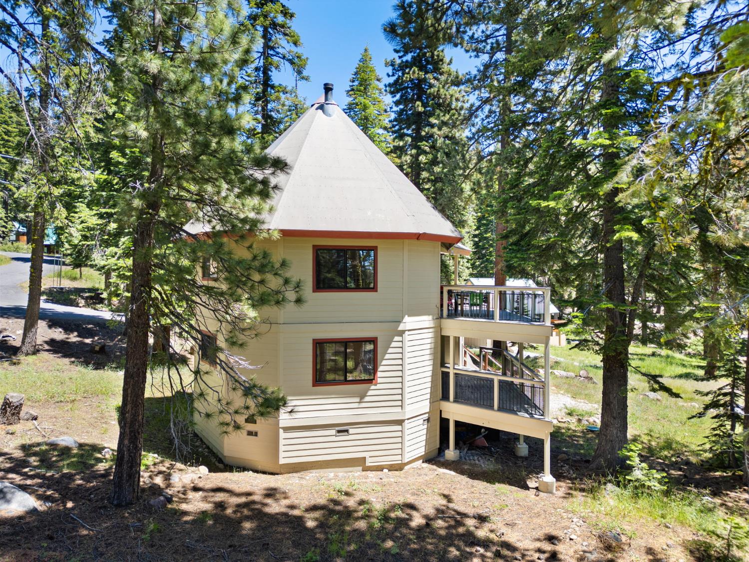 1434 Skyline Drive
