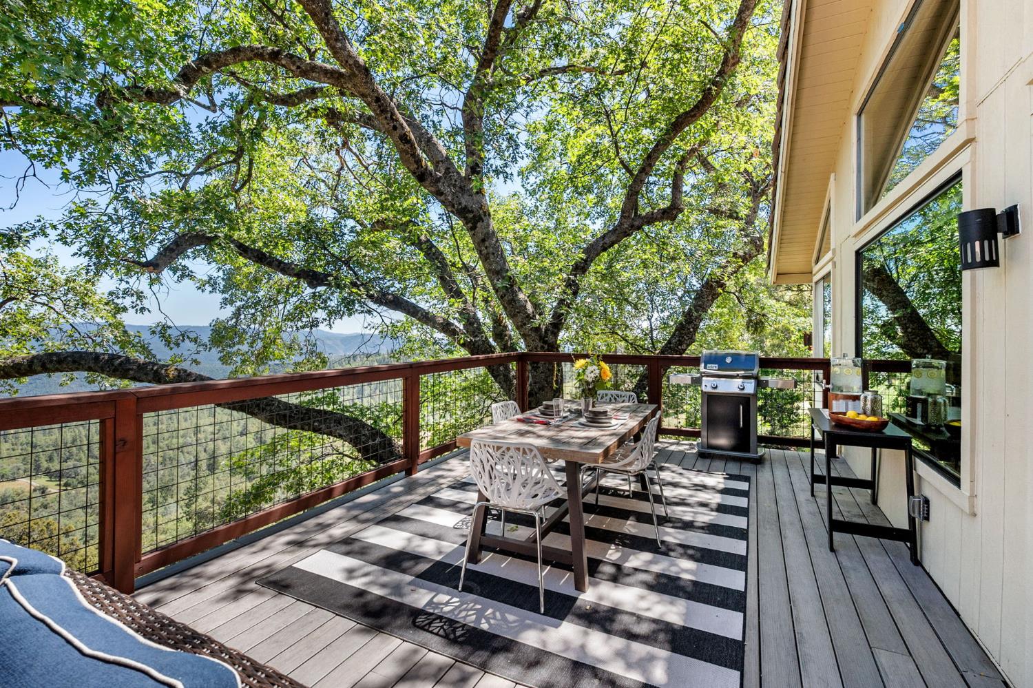 1051 Sandalwood Drive