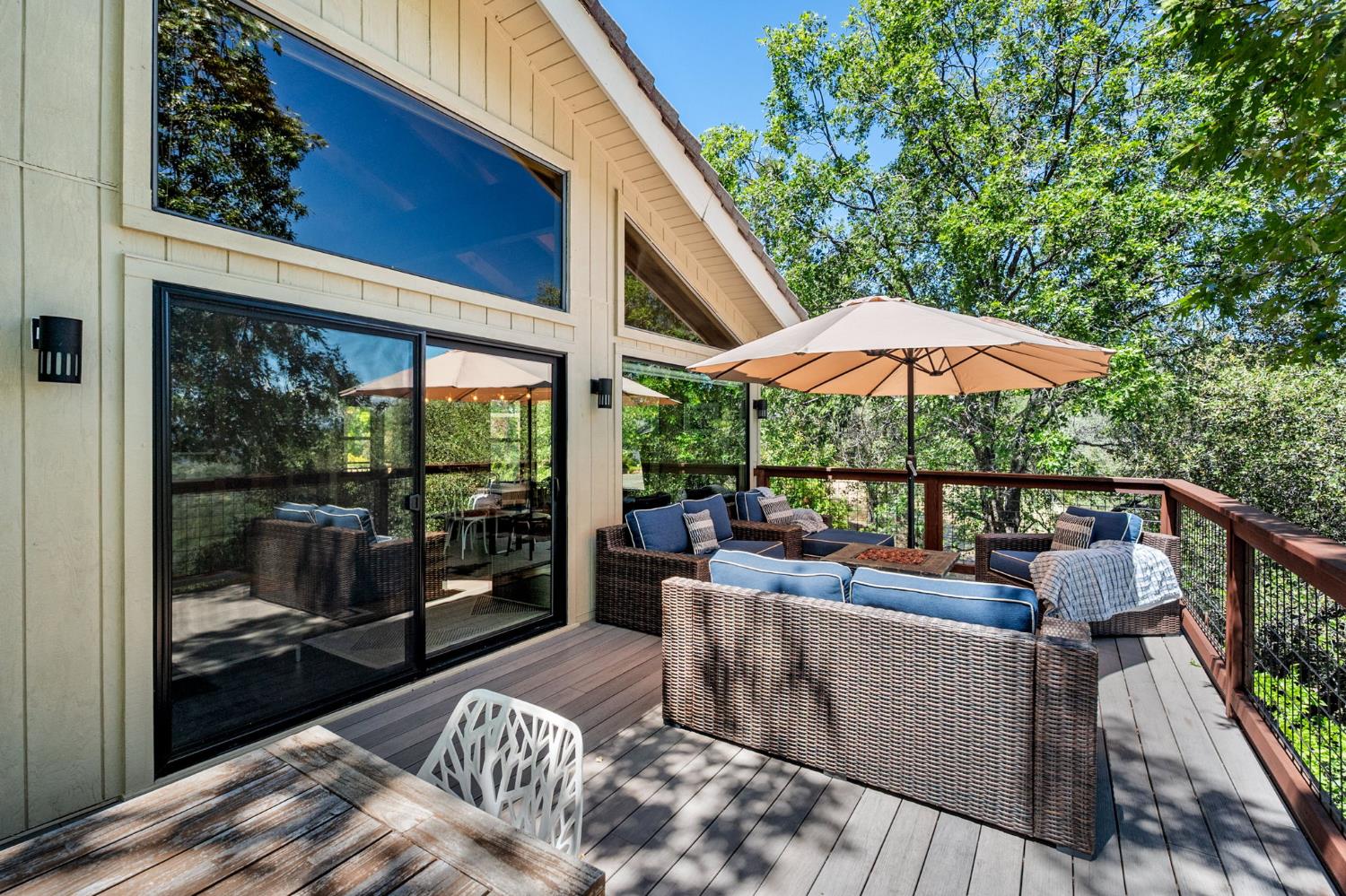 1051 Sandalwood Drive