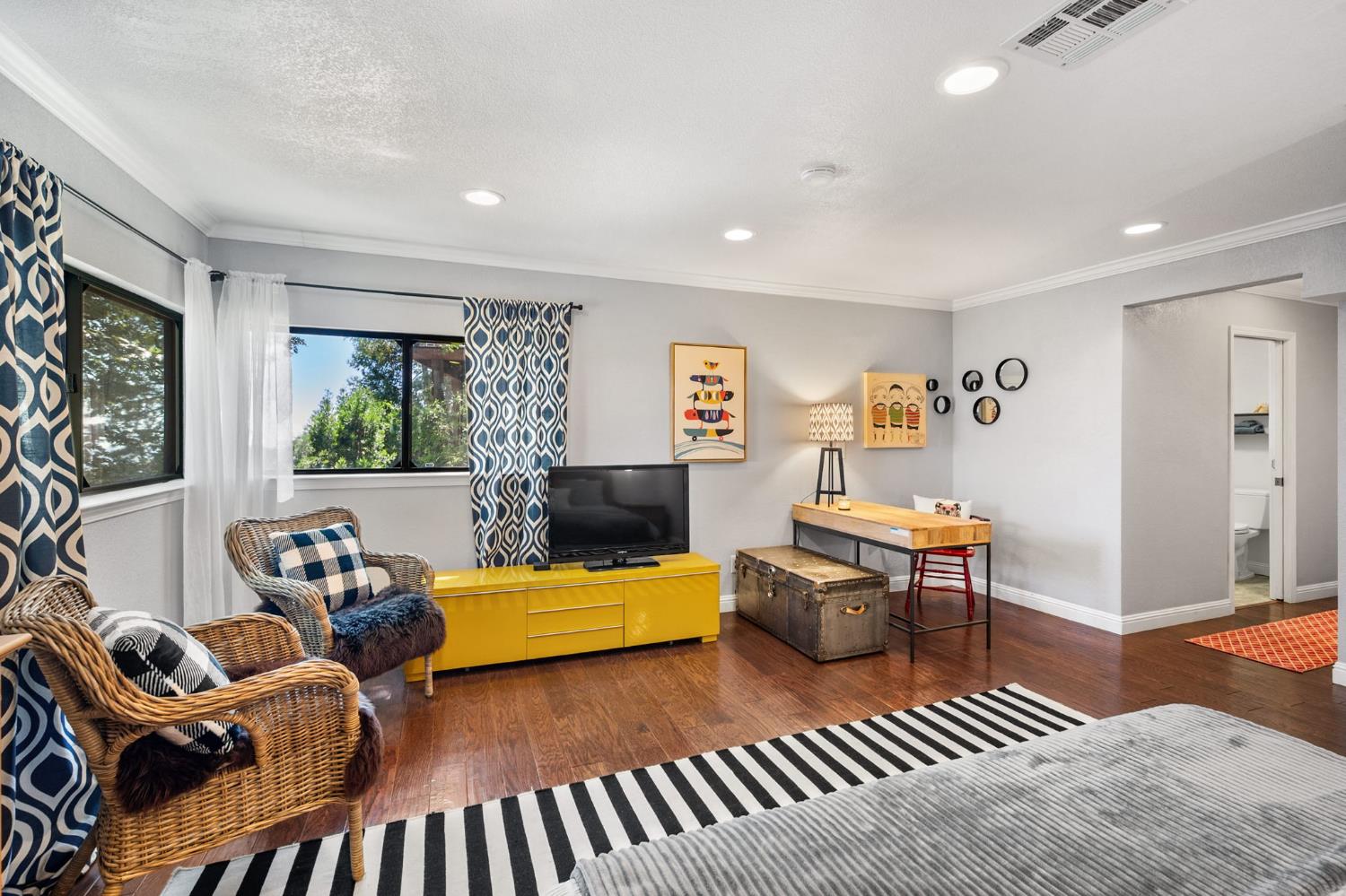 1051 Sandalwood Drive